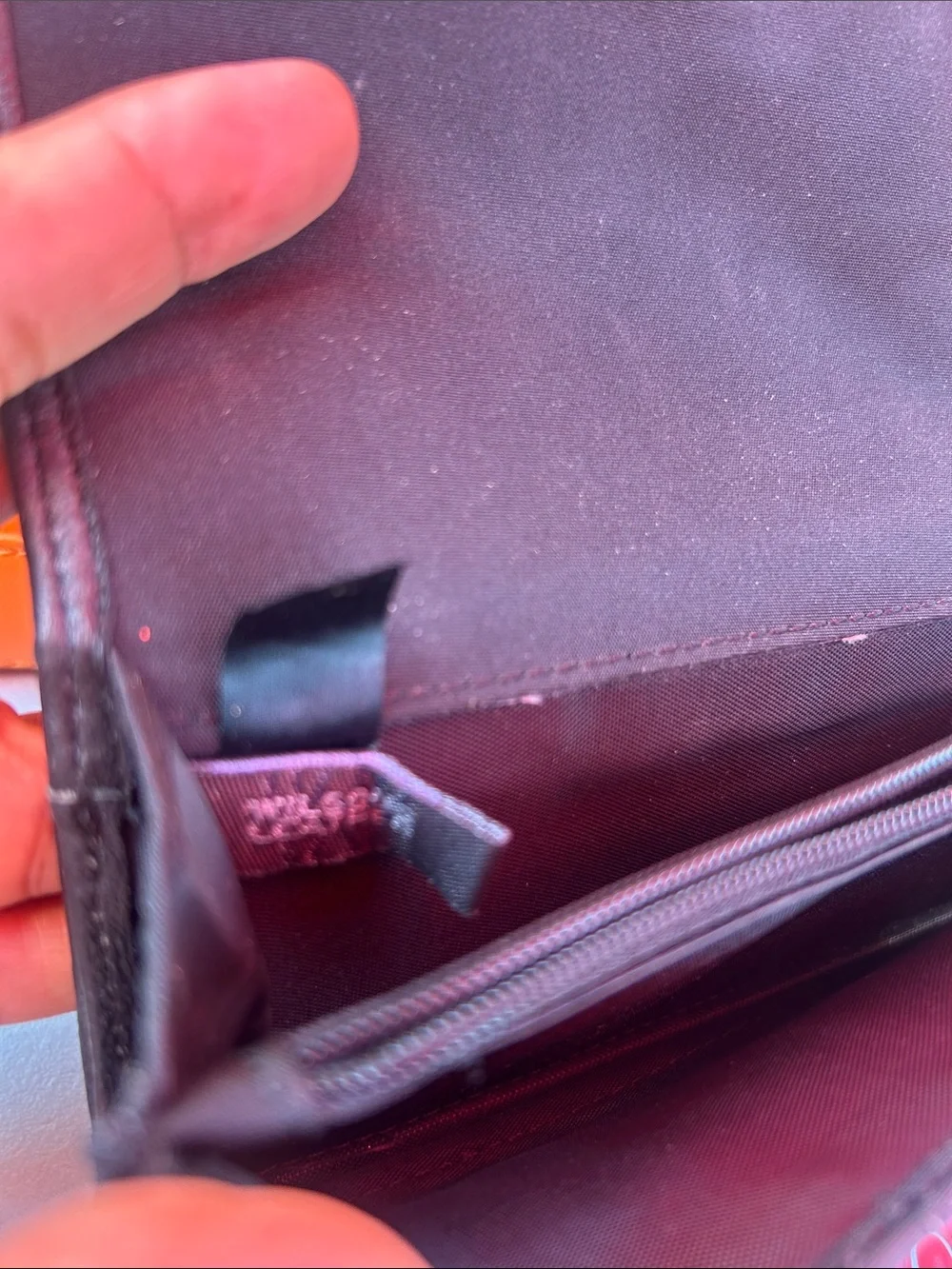Wilsons Leather Burgundy Leather Trifold Wallet - Picture 7 of 8